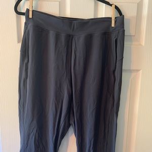 Lululemon crop pant